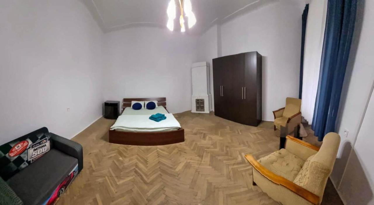 Nocleg W Centrum Czestochowy Nmp32 Czestochowa Ngoại thất bức ảnh